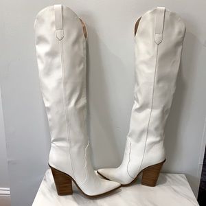 New Steve Madden Ranger White Knee High Boots Size 6 US